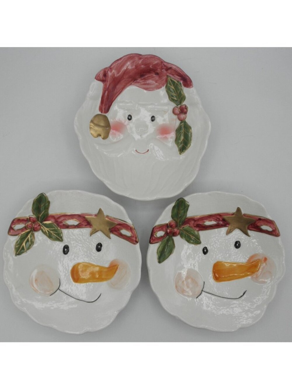 Christmas  Embossed Ceramic Plates Wall Plaques Snowmen Santa Claus Set of 3